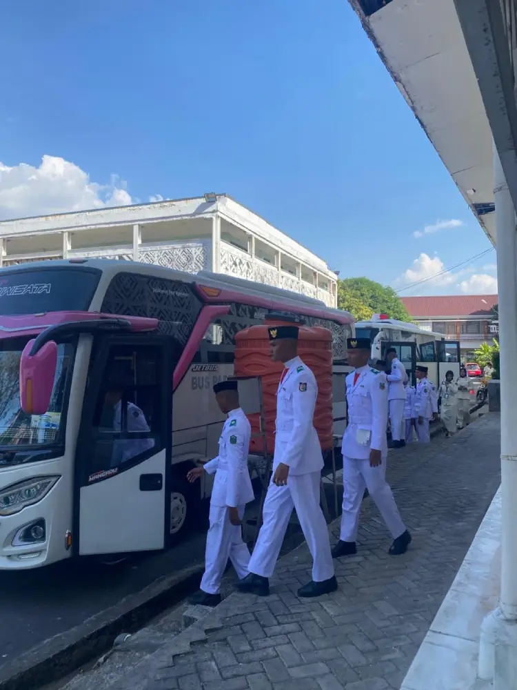 Maryam Transport - Layanan Berkualitas - Maryam Transport