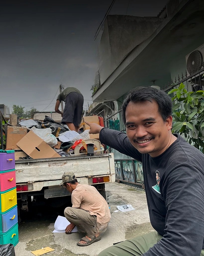 Anti Hoarding by Bapaknyabocah2 - Pionir Jasa Decluttering di Indonesia - Moving Service (Pindahan)